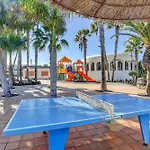 Oasis Duna-pistacho Dreams Pool