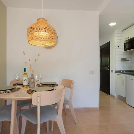 Oasis Duna-pistacho Dreams Pool Κοραλέχο